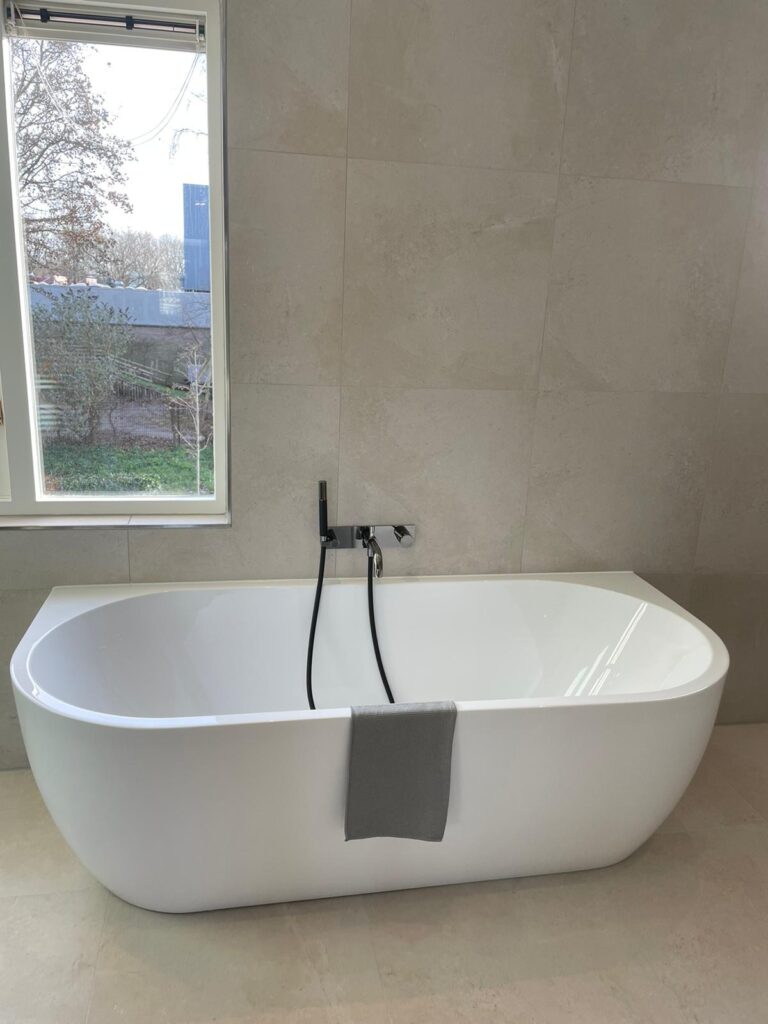 016116cb57c4f494840be309e39a28a21bb748d860